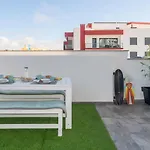 Swell House * Феррел