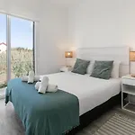 Swell House Апартаменты *